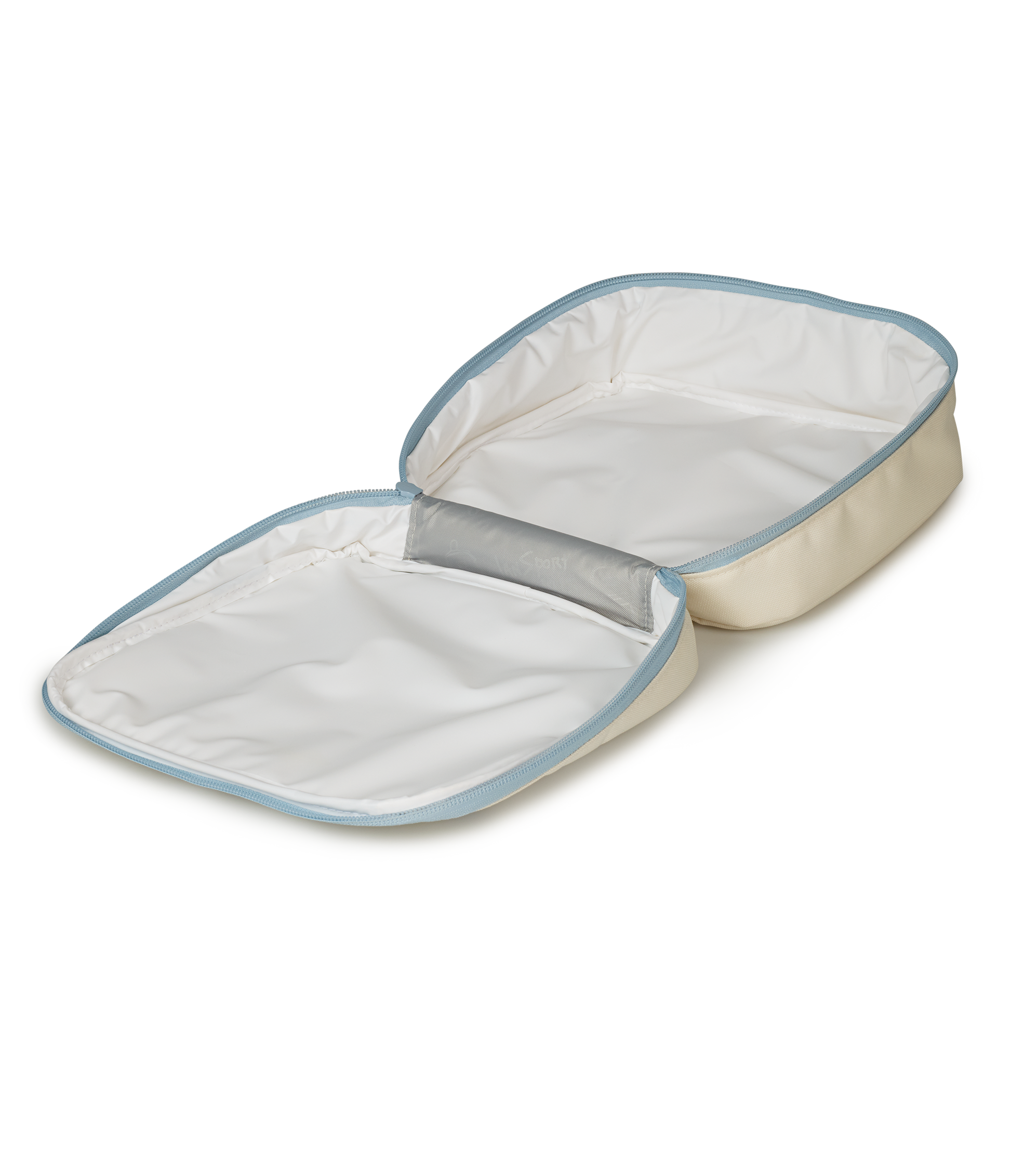 superbreak-plus-soft-essentials-set-u9 JS0A4NV9A0M-INTERIOR.png