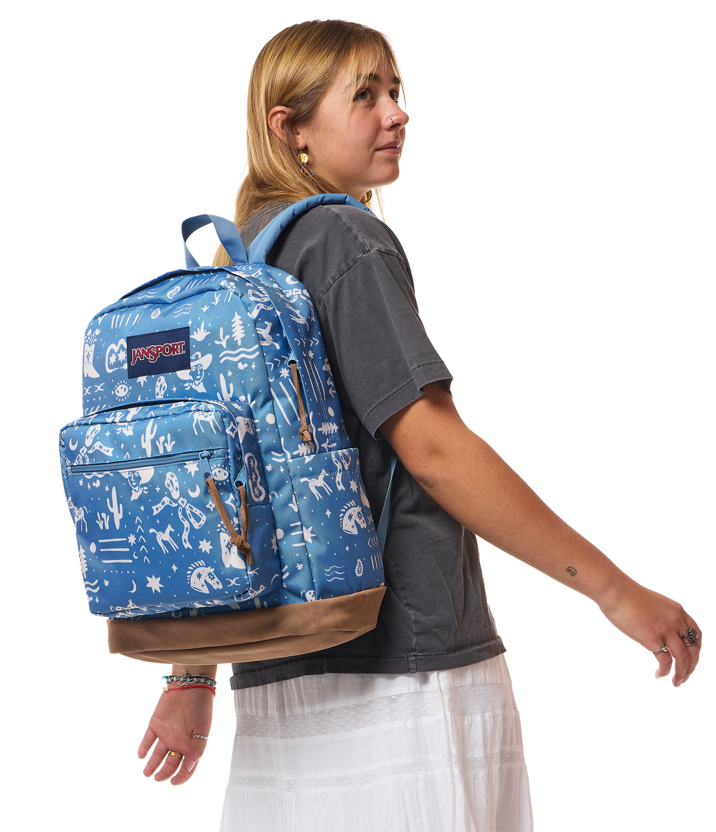 right-pack-o5 JS0A4QVAA0S-MODEL.png