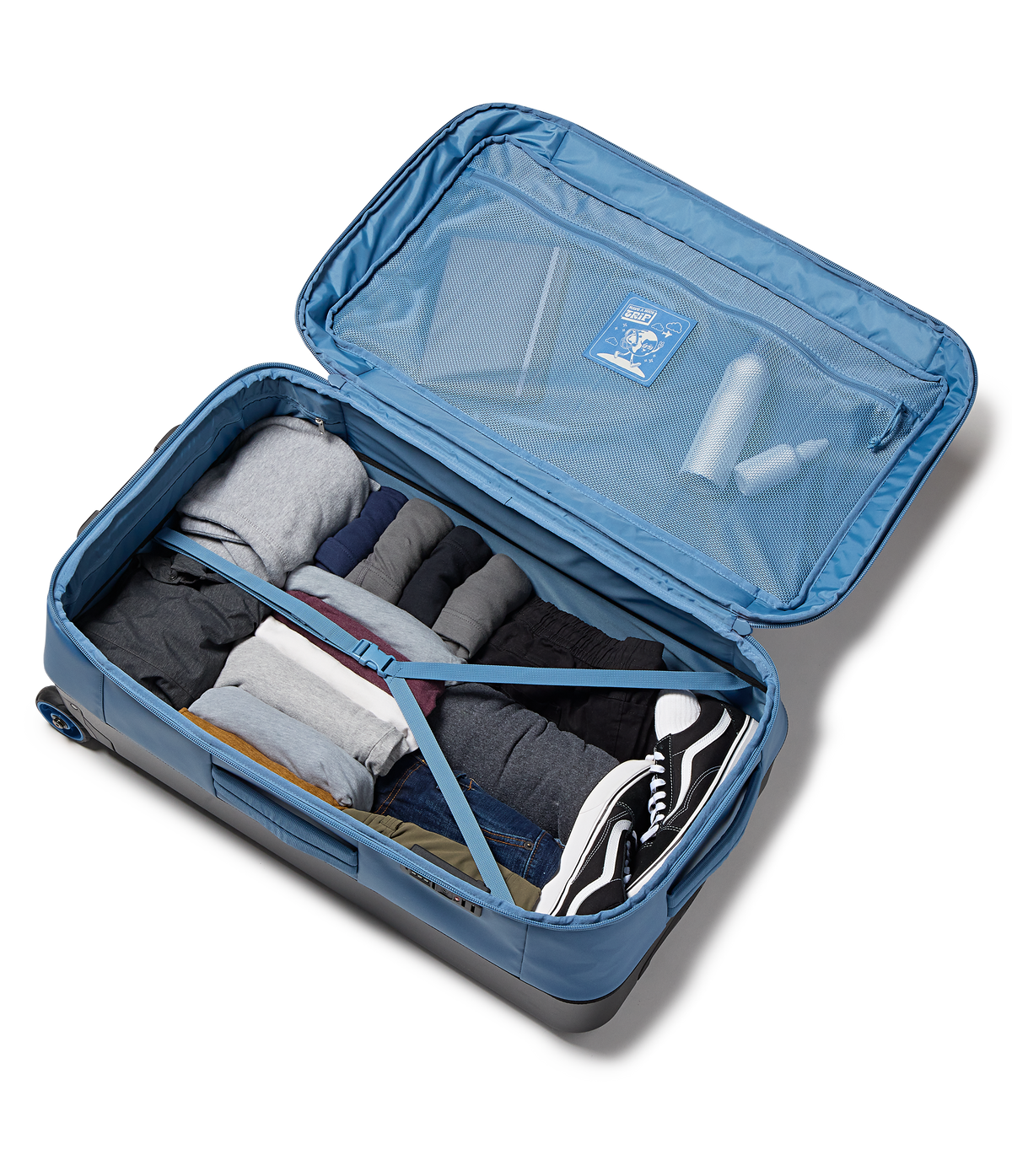 good-latitude-30-rolling-duffel-c8 JS0A86EOEW5-DET3.png