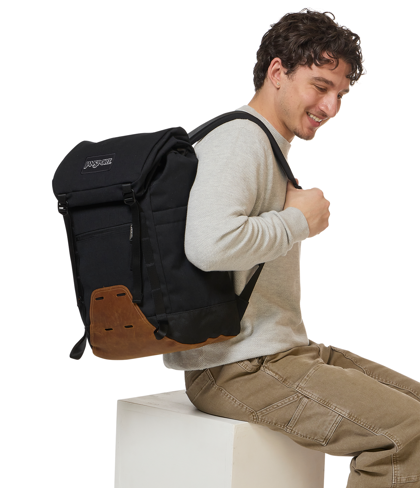 cruiser-rucksack-t9 JS0A86EP008-MODEL.png
